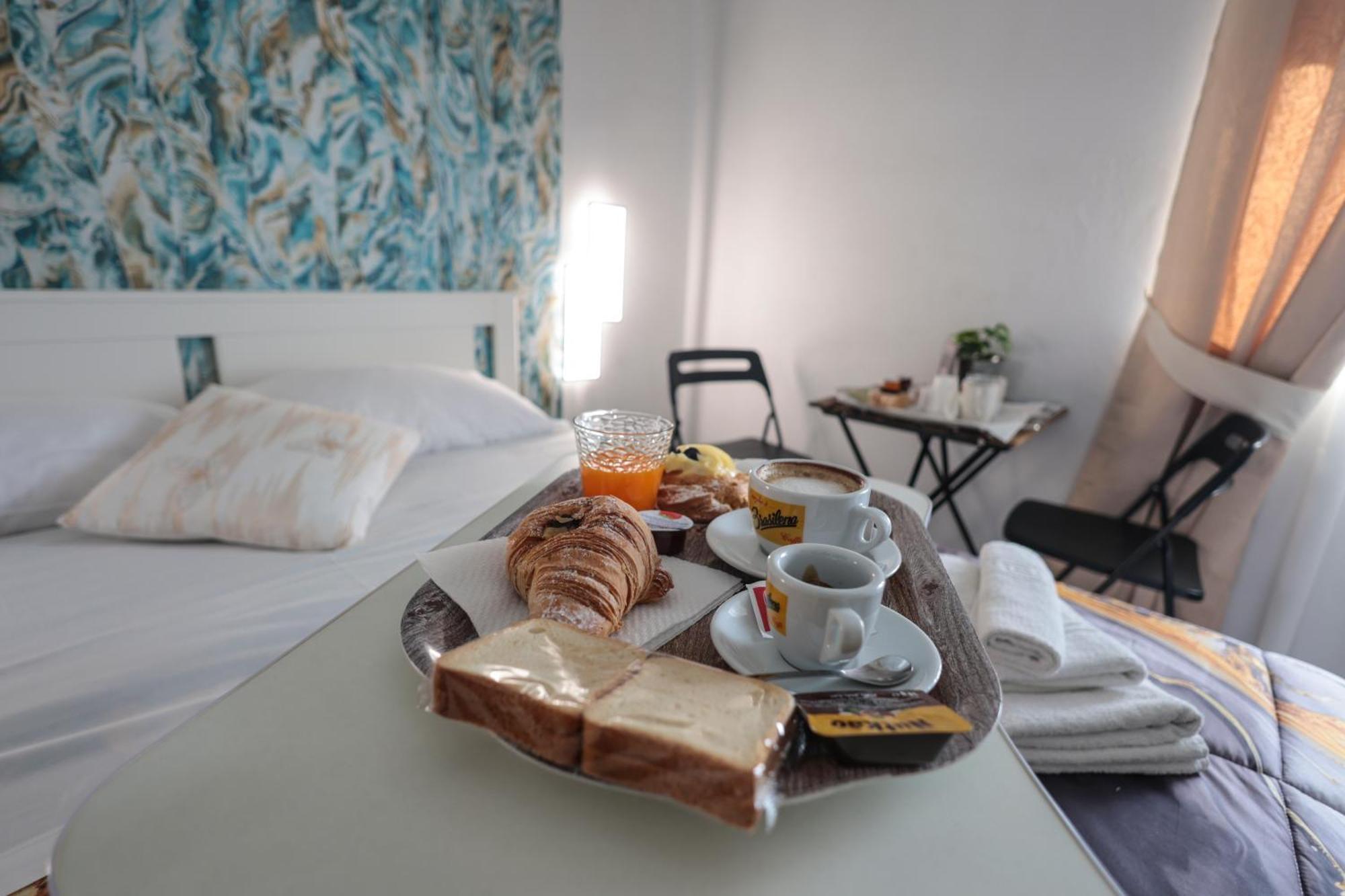 Bed and Breakfast A Cartulina E Napule Neapol Zewnętrze zdjęcie
